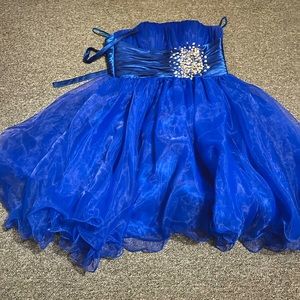 unknown brand, strapless, tie back, fluffy